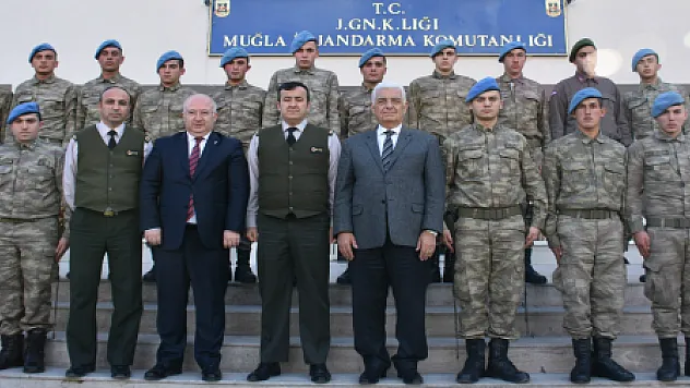 BAŞKANLARDAN ASKERE MORAL ZİYARETİ...