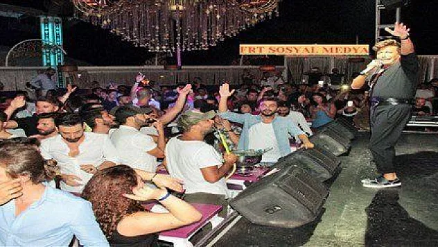 Fatih Ürek tatilcileri coşturdu