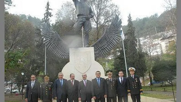 ŞEHİT FETHİ BEY TÖRENLE ANILDI
