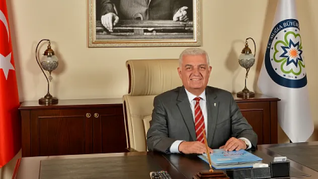 BAŞKAN GÜRÜN, MUĞLA HALKININ YENİ YILINI KUTLADI...