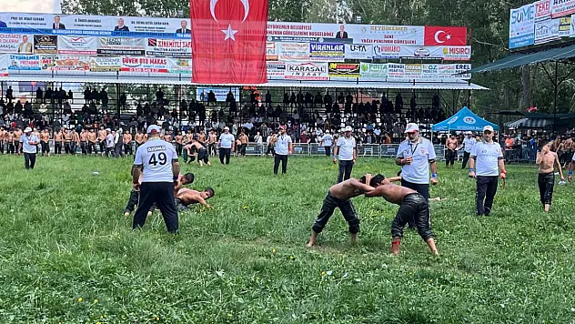 33. Geleneksel Seydikemer Seki Yağlı Pehlivan Güreşleri başladı