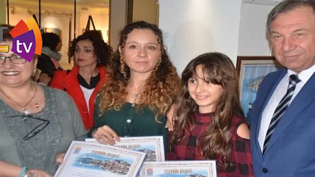 Üç kuşak bir sergi