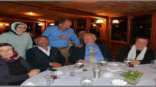 'BİZİ BİR ARADA TUTAN, SAMİMİYETTİR'