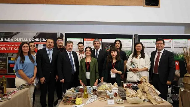 50 ton gübre ambalajını imha edecek atık projesinde coşkulu kutlama