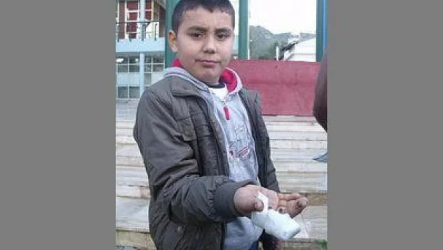 MAYTAP 11 YAŞINDAKİ ÇOCUĞUN PARMAĞINI KOPARDI