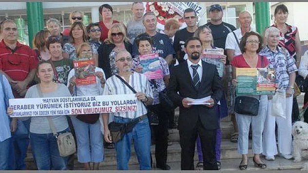 HAYVAN HAKLARI İÇİN BAŞBAKANA MEKTUP GÖNDERDİLER