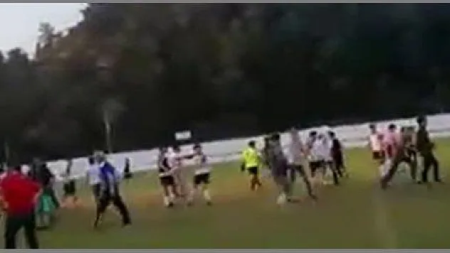 ORTACA MAÇINDA KAVGA