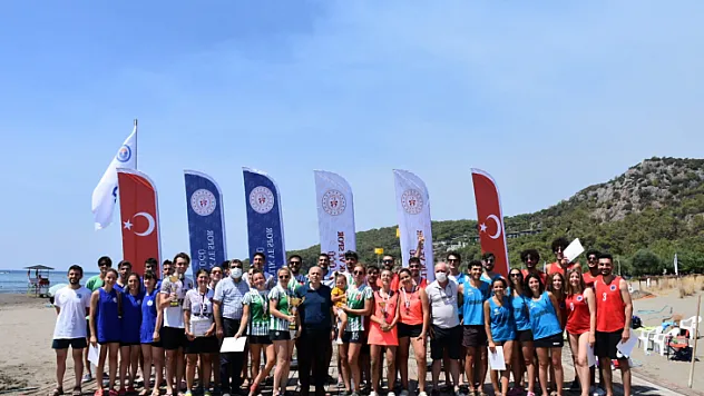 8. Kulüpler Plaj Korfbol Turnuvası Ortaca Sarıgerme'de yapıldı