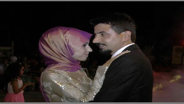 EVLİLİĞE İLK ADIMI ATTILAR