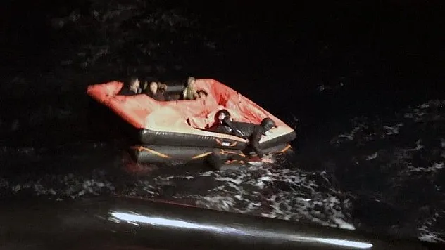 9 düzensiz göçmen kurtarıldı