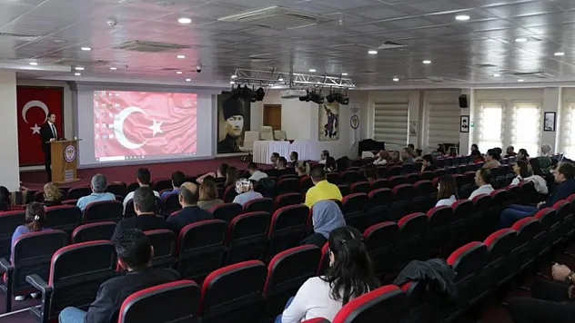 'Aday Öğretmenlik Uyum Eğitimi' semineri