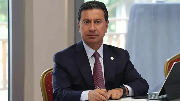 Ahmet Aras kimdir, kaç yaşında? CHP'den neden ayrıldı, AK Parti'ye geçecek mi?