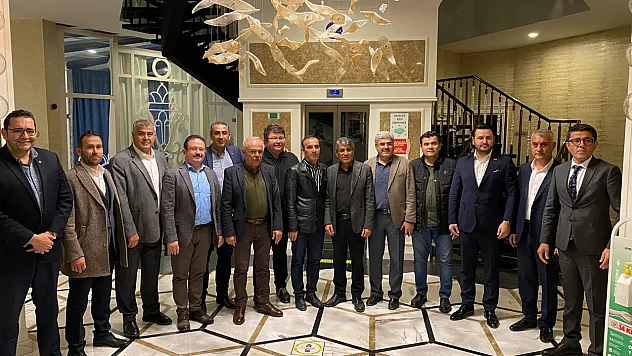 AK Parti Aday Adayları akşam yemeğinde buluştu