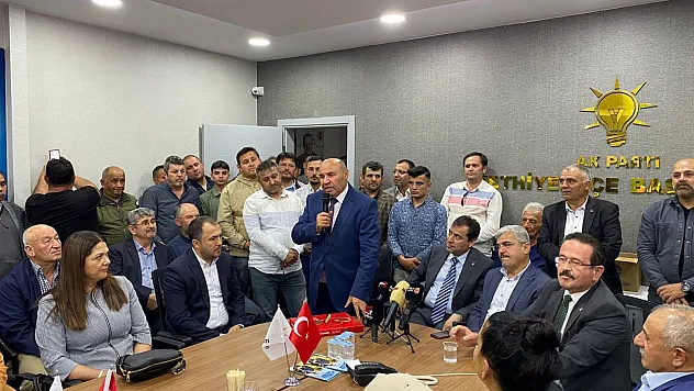 AK Parti'de bayramlaşma töreni yapıldı