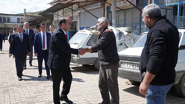 Akdenizli'den Çarşı ve Sanayi Esnafına Bayram Ziyareti