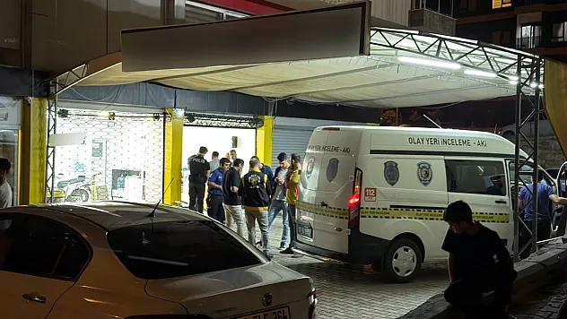 Alanya'da oto yıkamacıdaki silahlı kavgada ölü sayısı 2'ye yükseldi