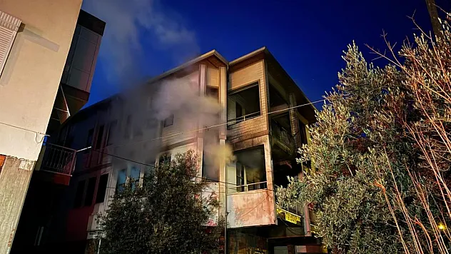 Alevlere teslim olan ev kullanılamaz hale geldi