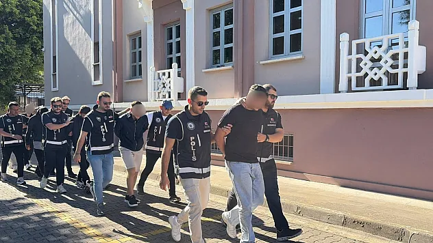 Alim Karaca'ya Yönelik Silahlı Saldırıda Şüpheliler Fethiye Adliyesi'nde