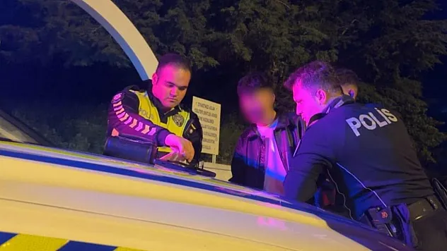 Alkollü sürücü 'dur' ihtarına uymayarak kaçtı, yakalanınca da cezaları hesaplama derdine düştü