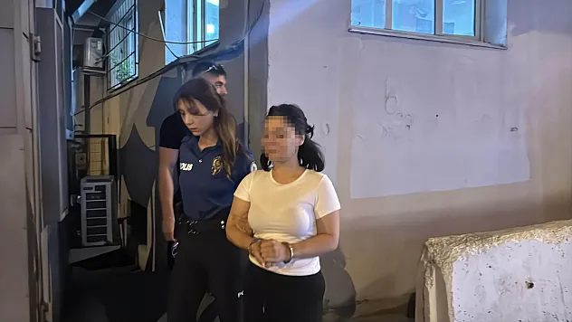 Alkollü yakalanıp olay çıkaran kadın tutuklandı