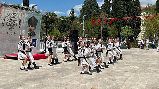 Altı ülkenin çocukları Muğla'da aynı sahneyi paylaştı