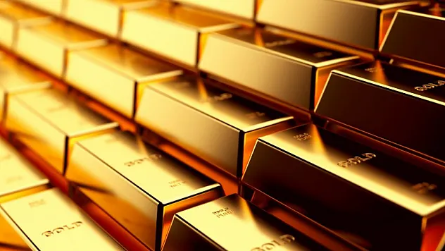 Altın zirveye tırmanmaya devam ediyor