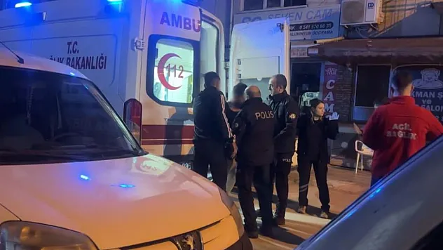 Ambulansa binmemek için direndi, arkadaşlarına 'Siz kimsiniz' dedi