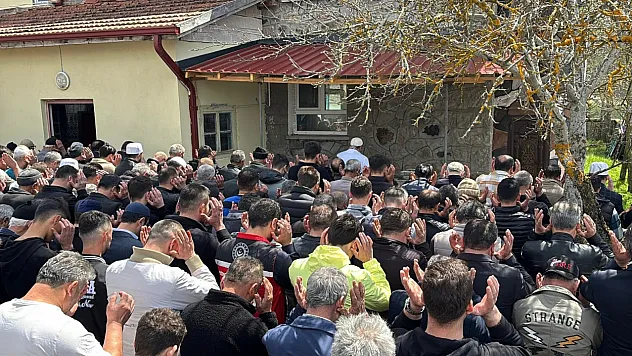 Annesinin öldürdüğü 2 aylık Ela bebek son yolculuğuna uğurlandı
