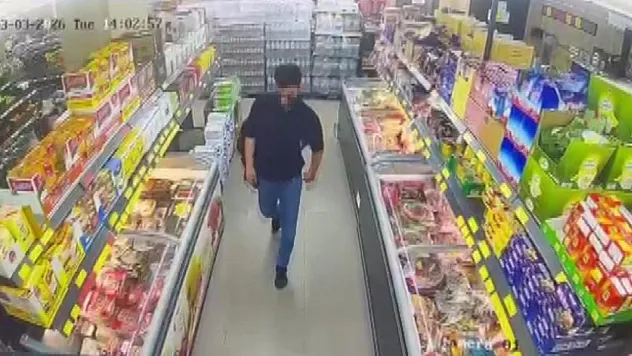 Antalya'da hırsızlık yapmaması için uğraşan kız arkadaşını da kandırıp ne varsa çaldı