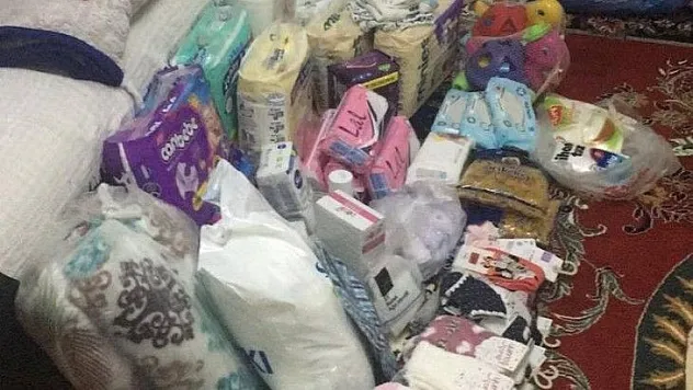 APAÇİLER DE YARDIM TOPLADI