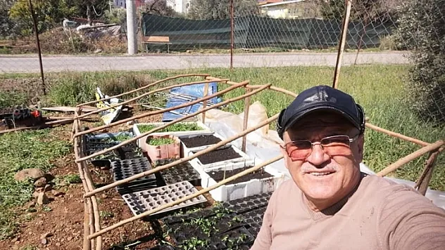 Ata tohumlarını toprakla buluşturdu