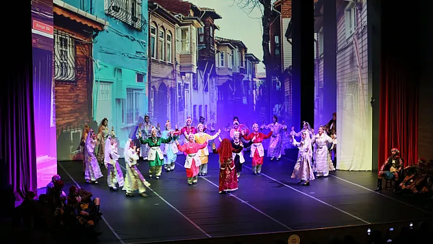 'Ata'yla Son Dans' gösterisine yoğun ilgi