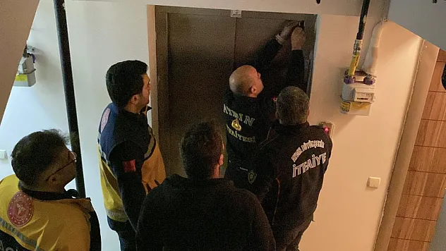 Aydın'da asansörde mahsur kalanların yardımına itfaiye ekipleri koştu