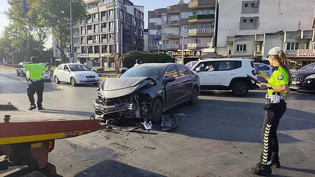 Aydın'daki kazada baba ve oğlu yaralandı