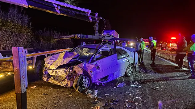 Aydın-Denizli Karayolu'nda Feci Trafik Kazası: 12 Yaralı