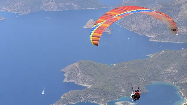 Babadağ'dan yılın ilk yarısında 57 bin 863 yamaç paraşütü uçuşu yapıldı