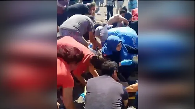 Babalar Günü'nde kahreden olay: Denizde çırpınan baba ve 2 çocuğunun durumu kritik