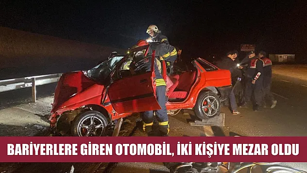 Bariyerlere giren otomobil, iki kişiye mezar oldu
