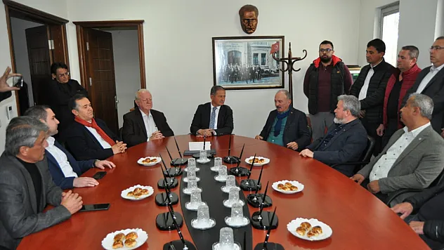 Başkan Adayı Saatcı, Ziyaretlerini Sürdürüyor