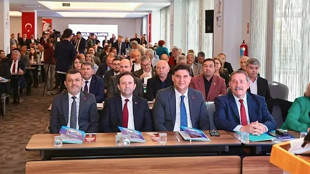 Başkan Karaca, Ege Belediyeler Birliği Toplantısı'na katıldı