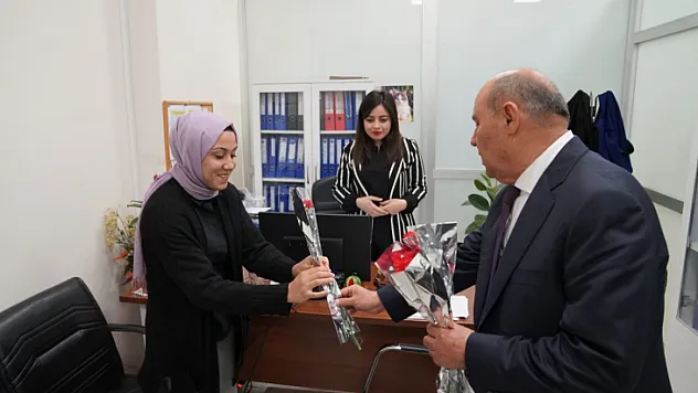 Başkan Otgöz kadınları unutmadı