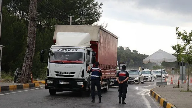 Bayram öncesi Marmaris girişinde denetimler sıklaştırıldı