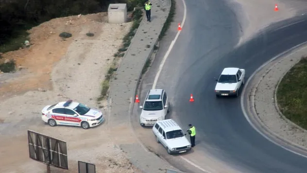 Bayram tatili öncesi Jandarmadan helikopterli trafik denetim
