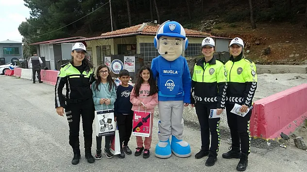 Bayram trafiğindeki araç sürücüleri uyarıldı