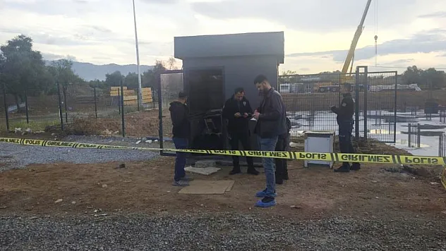 Bekçi kulübesinde ölü bulundu