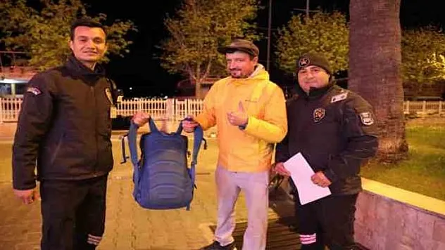 BELEDİYE PERSONELİNDEN ÖRNEK DAVRANIŞ