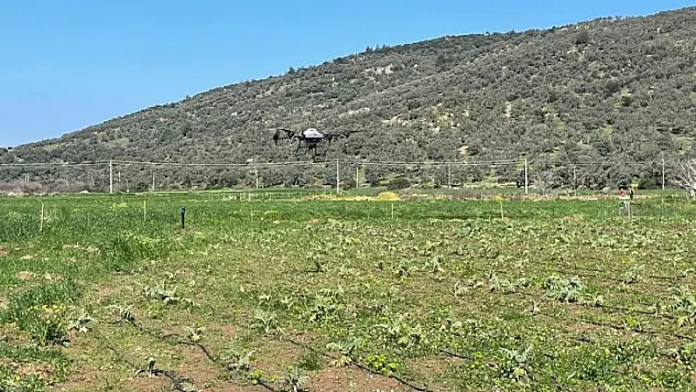 BELEDİYENİN ZİRAİ DRONE ÇİFTÇİLERİN HİZMETİNDE