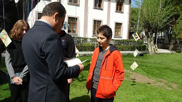 'Bir Kitap Bir İnsan' projesi gerçekleştirildi