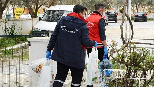 Bir telefon kadar yakınız