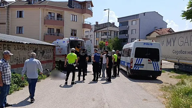 Bisikletten düşen yaşlı adam hayatını kaybetti